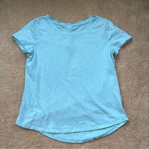 Talbots Aqua Blue Slub Knit T Shirt w/ Buttons on Back - Size Petite M - GUC